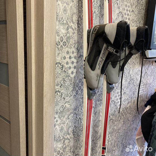 Беговые лыжи