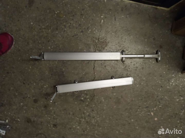 Напрявляющие для ящиков или корзин