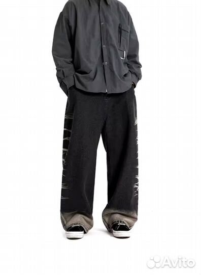 Джинсы Balenciaga Jail type