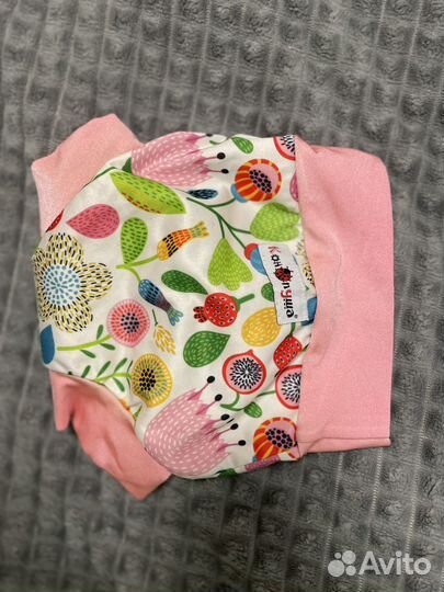 Трусики и шапочка для плавания