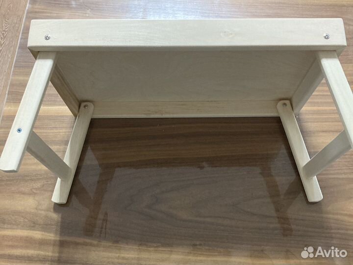 Поднос на ножках