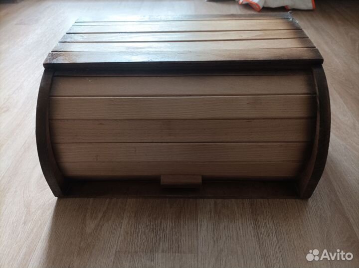 Хлебница деревянная