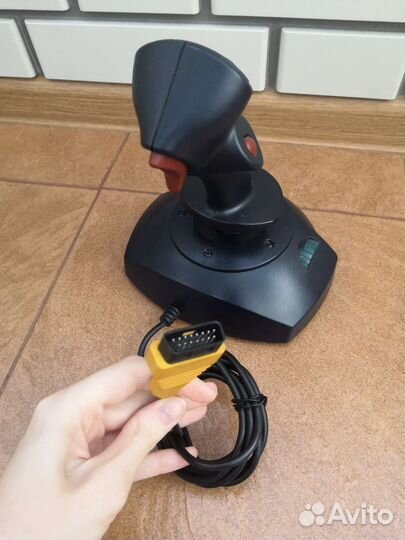 Джойстик Genius Flight2000 F-16