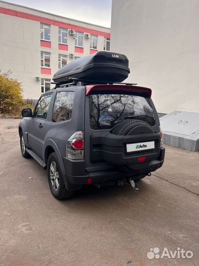 Mitsubishi Pajero 3.2 AT, 2007, 258 372 км