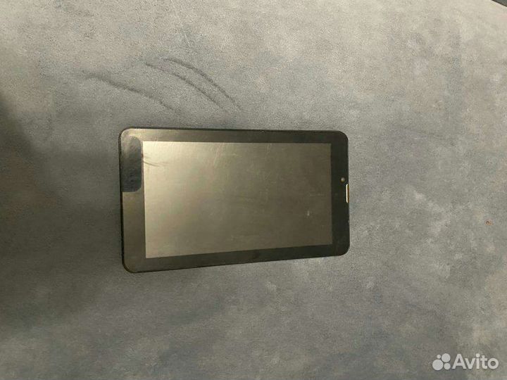 Планшет Telefunken