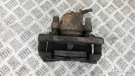 Суппорт тормозной передний правый mazda 3 1 (1BN30