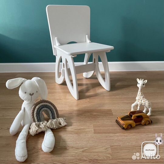 Детский стол и стульчик