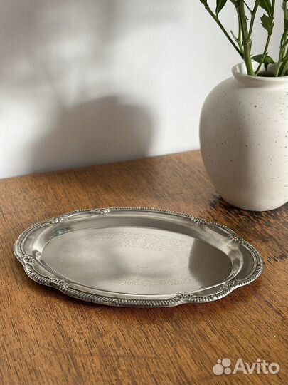 Сервировочный поднос