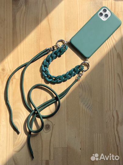 Чехол с ремешком iPhone 11 Pro