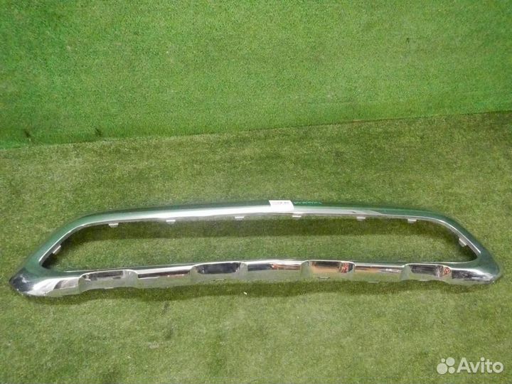 Молдинг переднего бампера Mercedes GLC X253 (2015