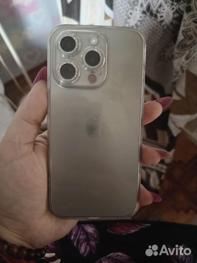 iPhone 15 Pro, 256 ГБ