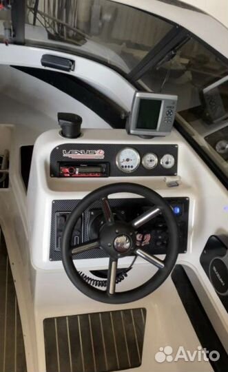 Катер «Phoenix 600HT”