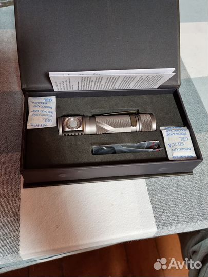 Фонарь яркий луч YLP Unicorn 1.0, 850лм