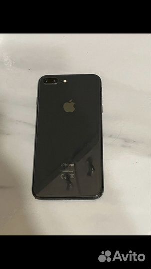iPhone 8, 64 ГБ
