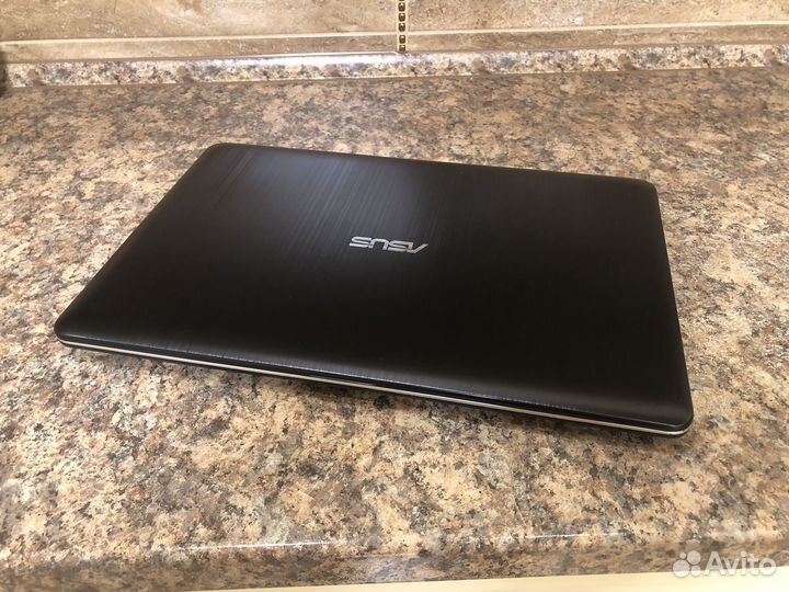 Ноутбук Asus VivoBook Max