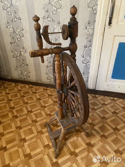 Прялка деревянная старинная