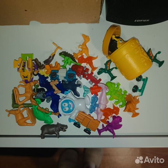 Игрушки из киндера