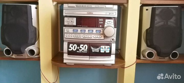 Музыкальный центр