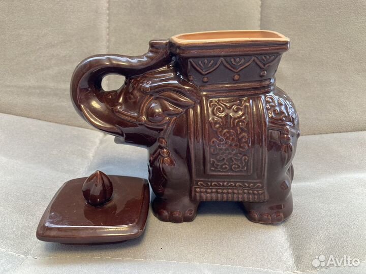 Емкость фарфоровая для хранения чая