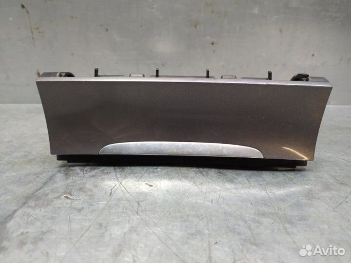 Гнездо прикуривателя Volkswagen Passat B6