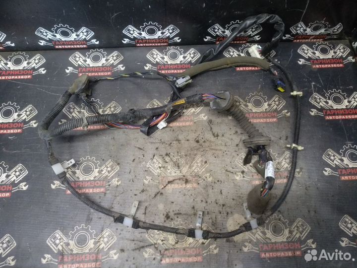 Проводка(коса) двери Nissan Primera P12