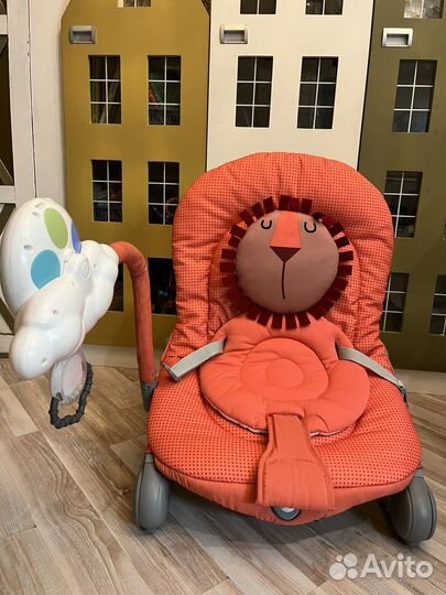 Шезлонг качели для младенцев Chicco