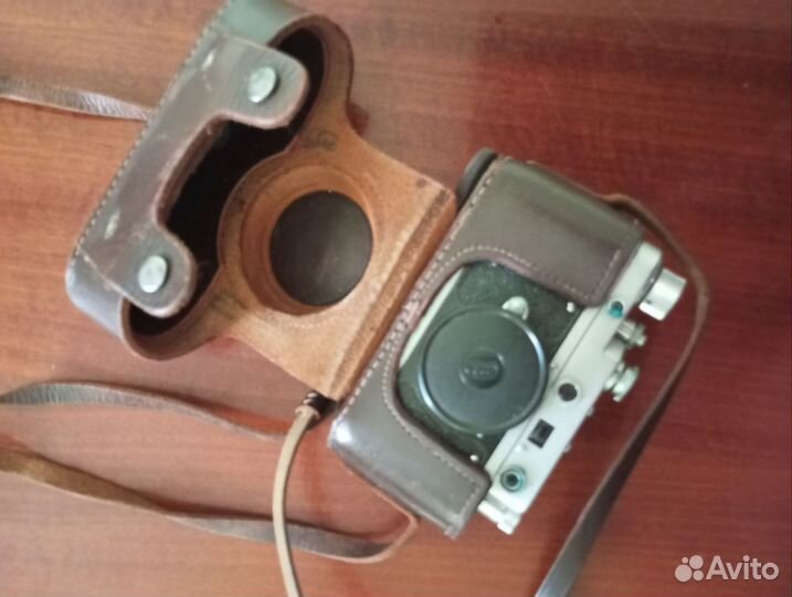 Фотоаппарат плëночный антикварный 