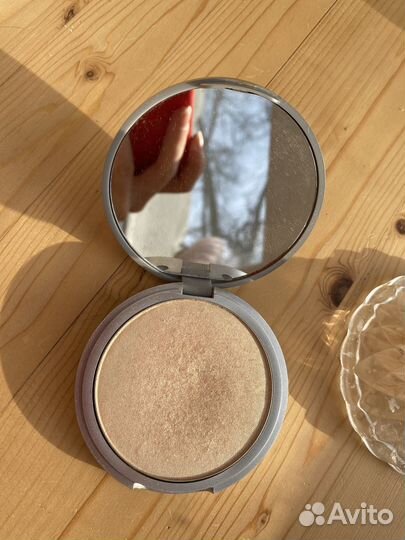 Хайлайтер Mary Lou manizer