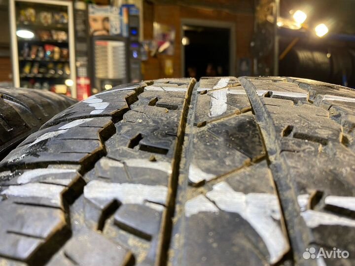 Bridgestone Dueler A/T 693II 265/65 R17 112S