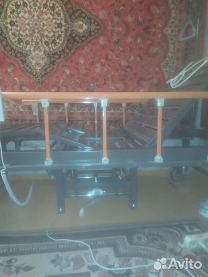 Кровать для лежачих больных с электроприводом бу