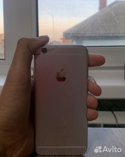 iPhone 6S, 64 ГБ