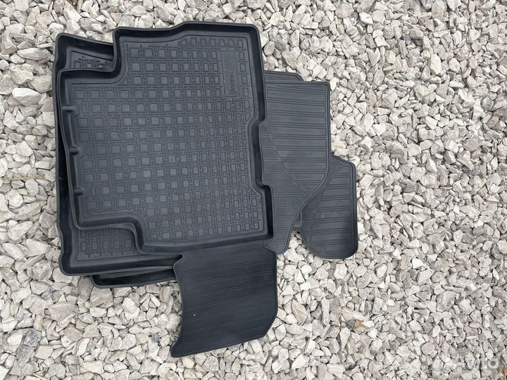 Автомобильные коврики KIA sorento