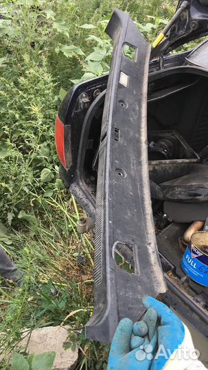 Накладка заднего фартука багажника Ауди A8 d2