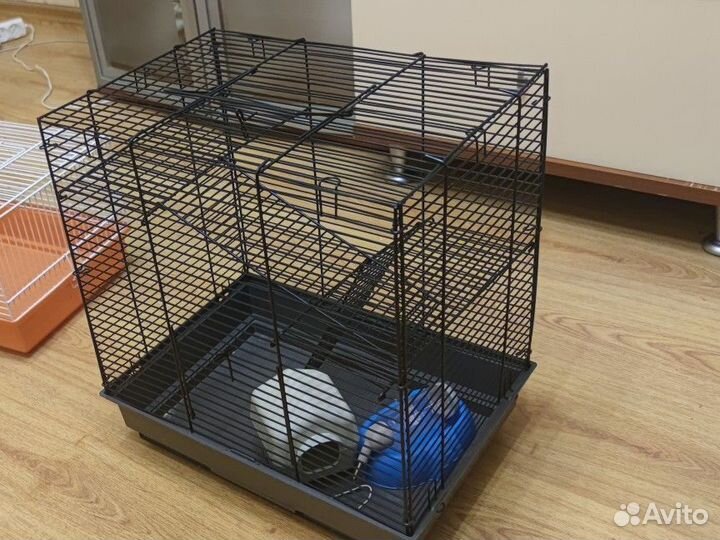 Клетка для грызунов (в комплеете миска с поилкой)