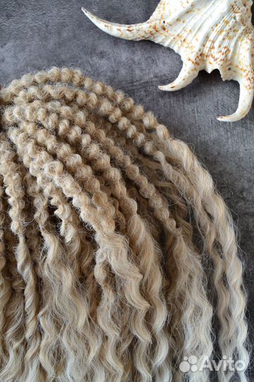 ДЕ кудри, dolly locks