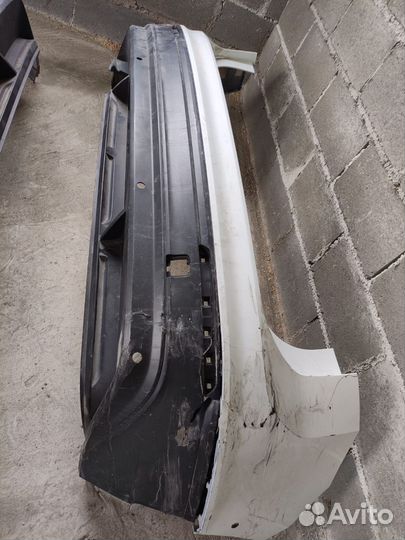 Спойлер от заднего бампера