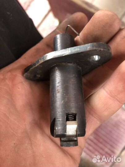 Натяжитель цепи ваз 2107