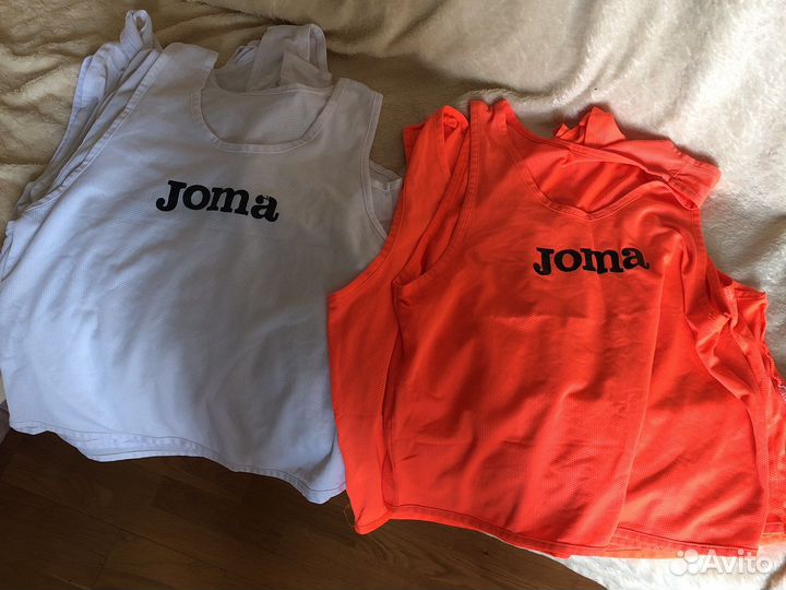 Манишки футбольные