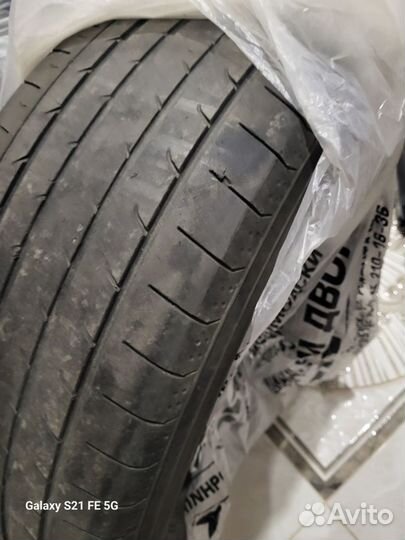 Yokohama BlueEarth RV02 225/60 R18