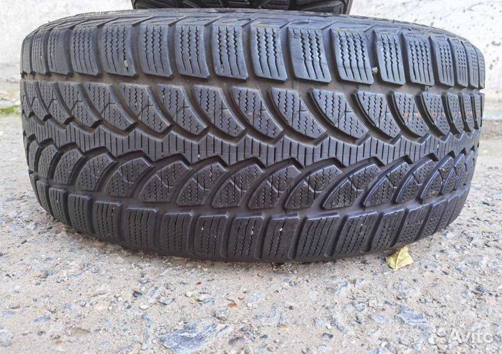 Bridgestone Blizzak LM-32 225/50 R17 94H