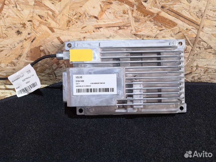 Модуль Предупреждения о столкновении Volvo S60 2