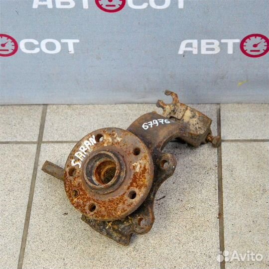 Кулак поворотный передний правый VW Sharan (1995