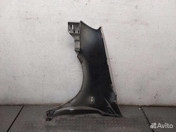 Крыло Nissan Almera Tino, 2005