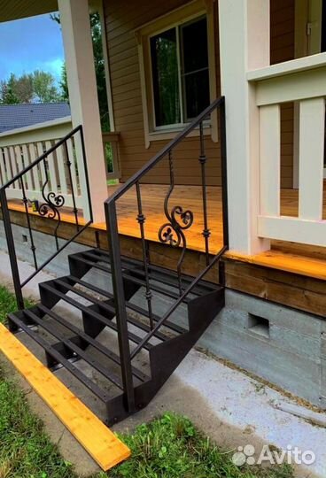 Металлокаркас для лестницы 