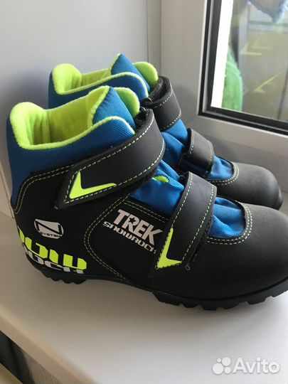 Лыжные ботинки