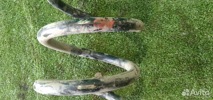 Пружина задняя б/у Ford Escape 2001-2007