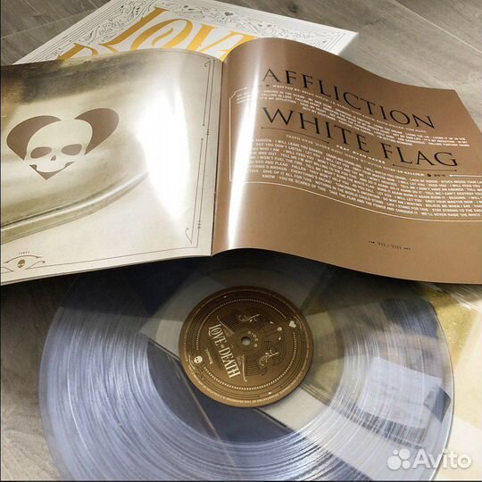 Love And Death - Perfectly Preserved (Deluxe Box)