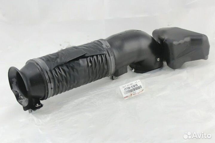 Патрубок воздуховода Toyota Lx450D toyota 1vdftv