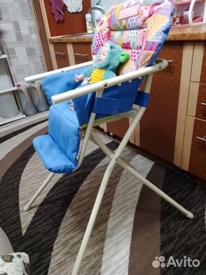 Детский стульчик для кормления с столиком