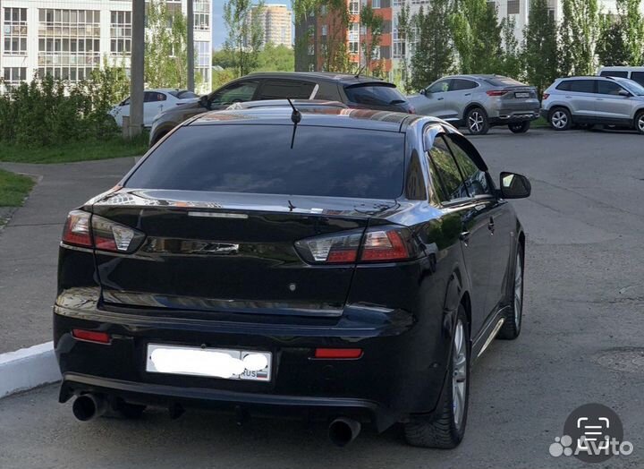 Фары задние на Mitsubishi Lancer 10